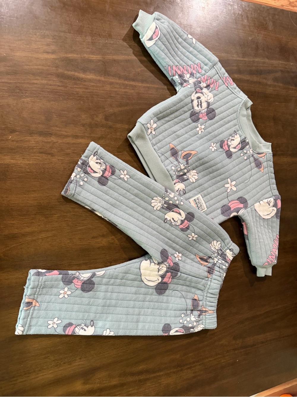 Disney Mint Green Minnie Mouse Quilted Pajama Set